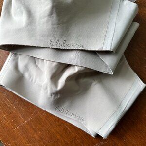 LULULEMON ATHLETICA {Bundle of Two!} 38DD Like Nothing Bras | barely beige